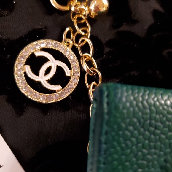 Chanel CC RARE EMERALD GREEN Timeless wallet with chain WOC - Picture 4 of 15